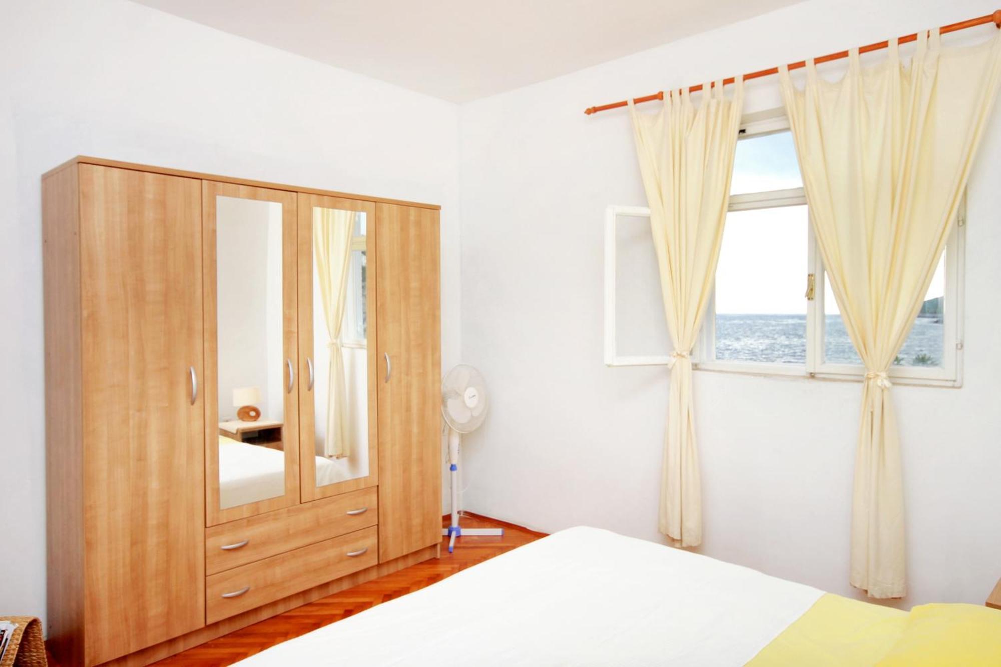 Apartments By The Sea Zavalatica, Korcula - 189 חדר תמונה